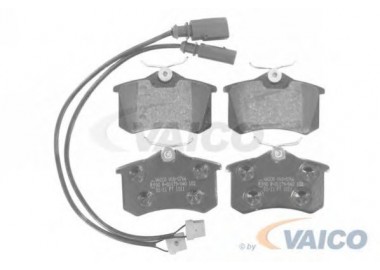             Stabdžių kaladėlių komplektas abiems galiniams ratams V10-0766 gera kaina internetu
        